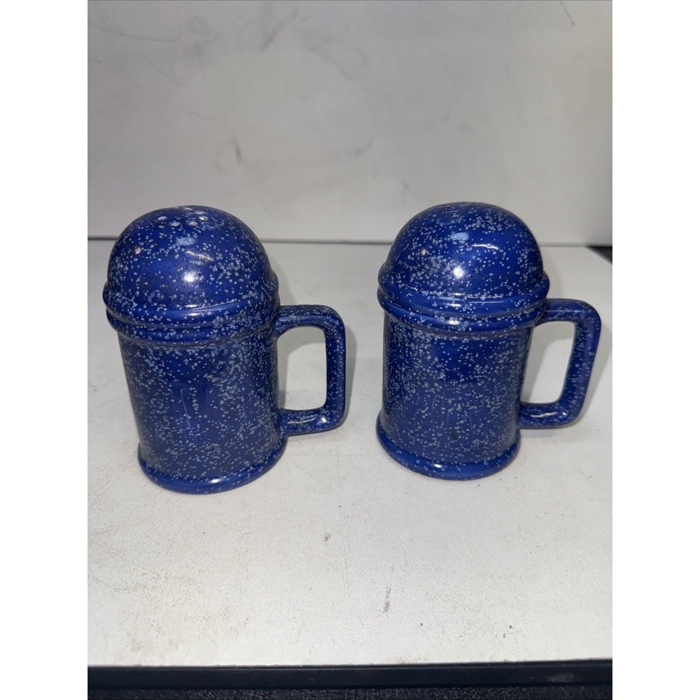 Set Of 2 Blue and white speckled spongeware salt and pepper shakers w/ handles.